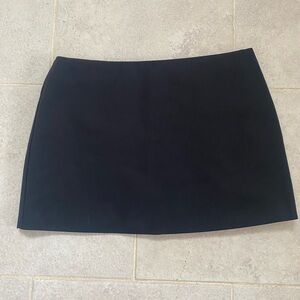 Forever 21 Classic Black Mini Skirt